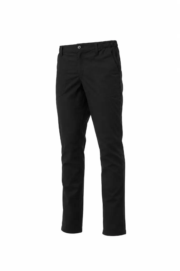 Pantalon noir classique en studio.webp